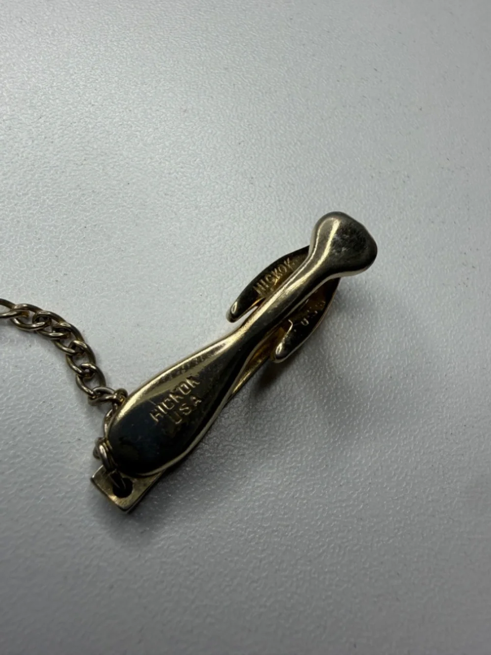 Vintage Gold Tone Hickok USA Tie Clip with Chain & Faux Pearl Drop 3.5